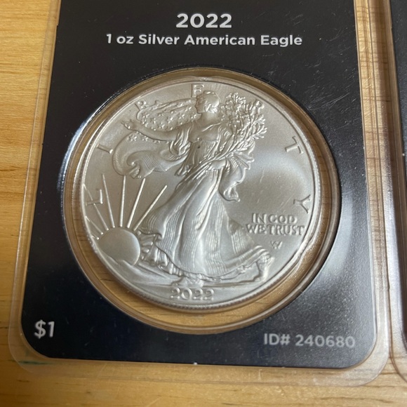 2 - 2022 One Ounce American Silver Eagle Coins - PCGS & APMEX Guaranteed - Picture 2 of 7